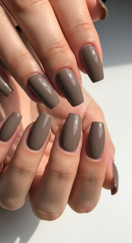 Short Coffin Nails in Taupe.webp