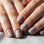 22 Pretty Floral Nail Designs That Feel Soft and Feminine.webp