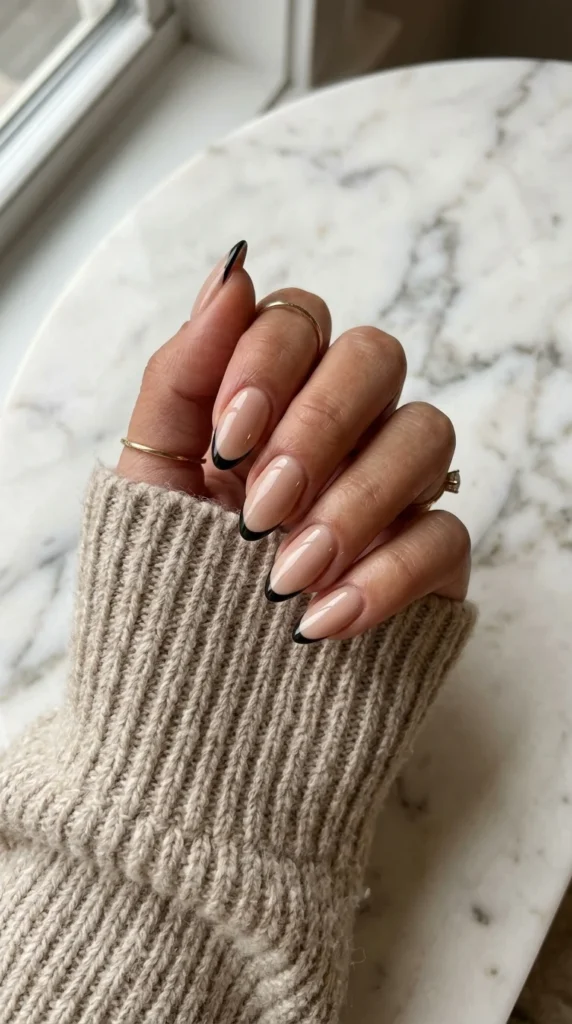 how to create black french tip nails.webp